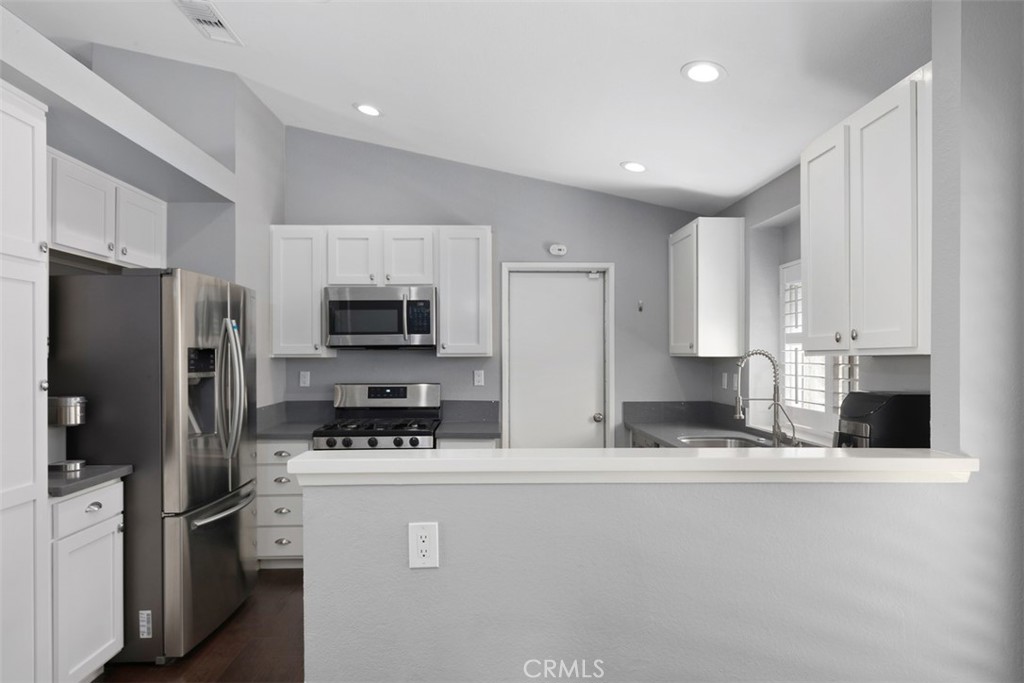 27093 Rainbow Creek Dr