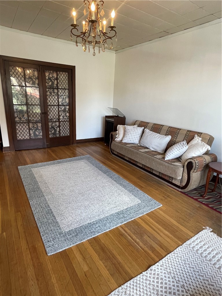 2121 James M Wood Boulevard 117