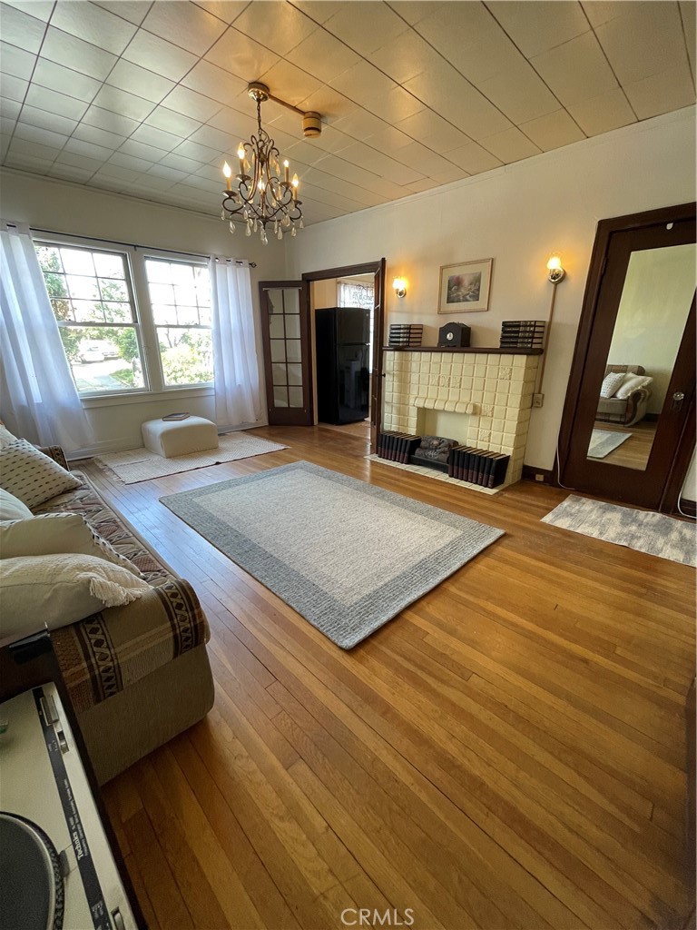 2121 James M Wood Boulevard 117