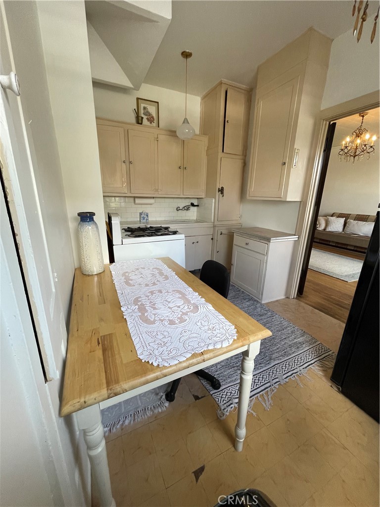 2121 James M Wood Boulevard 117