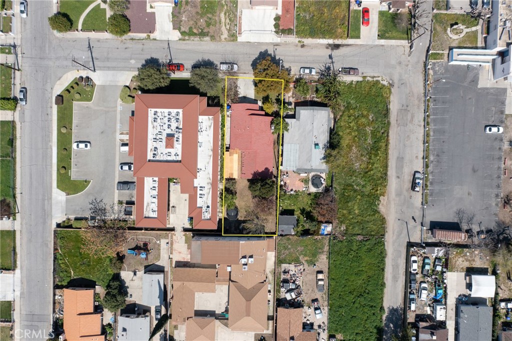 1475 W Victoria Street