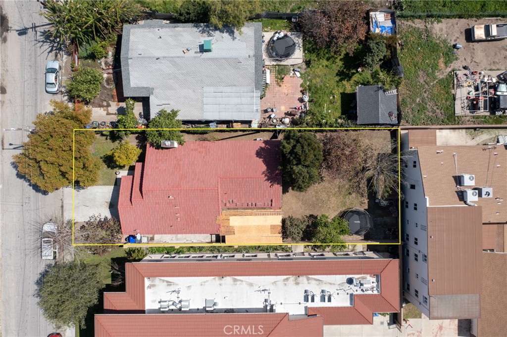 1475 W Victoria Street