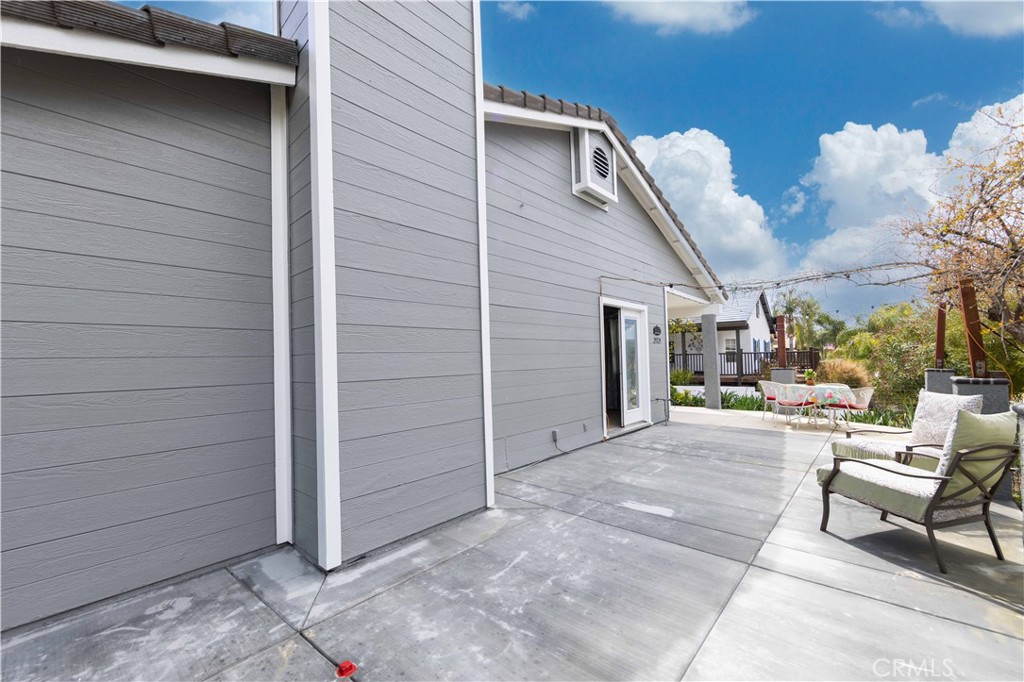 29724 Yellow Gold Drive