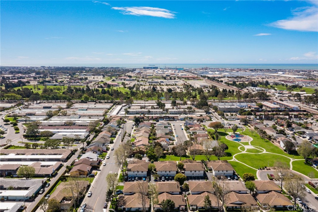 240 W Hemlock Street