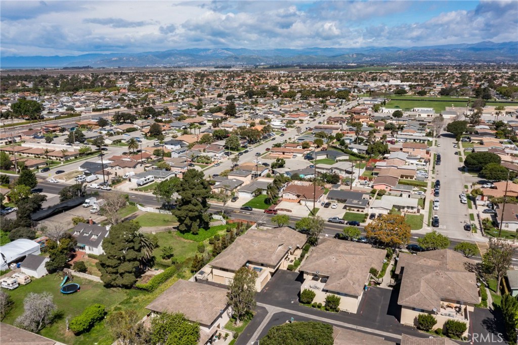 240 W Hemlock Street