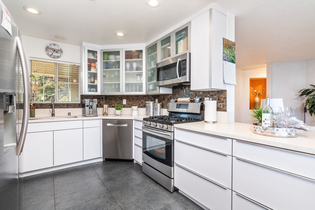 29178 Sunswept Drive