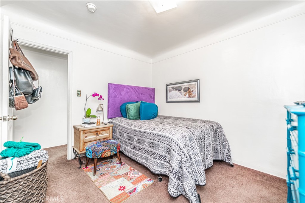 10000 S Gramercy Place