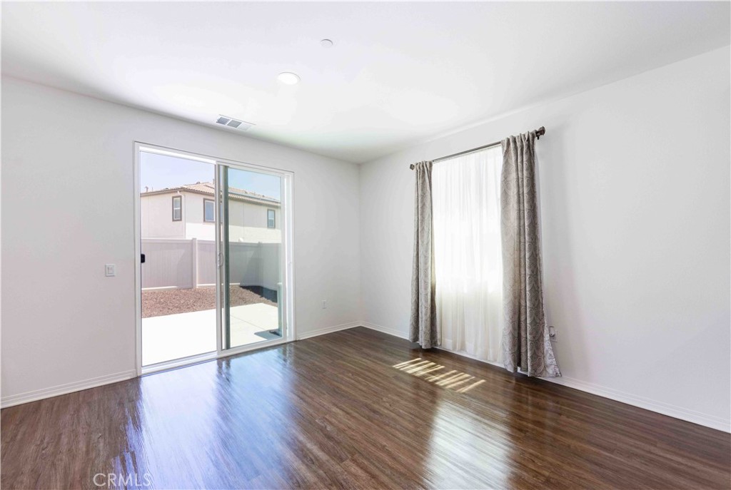 34352 Falls View Way