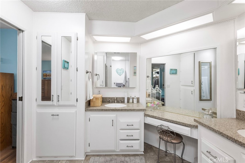 601 N Kirby Street 440