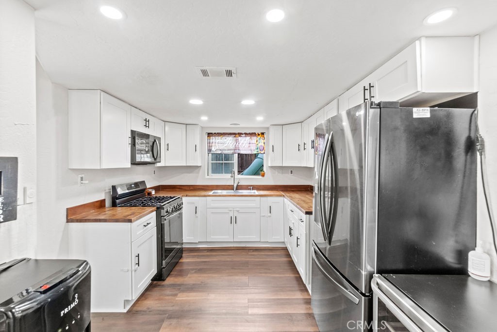 18529 Arrowhead Boulevard