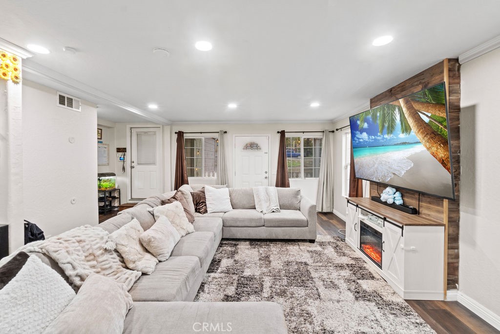 18529 Arrowhead Boulevard