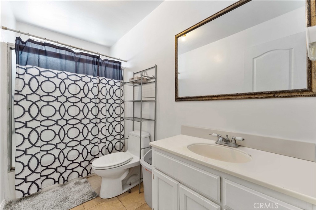 10112 Virginia Avenue