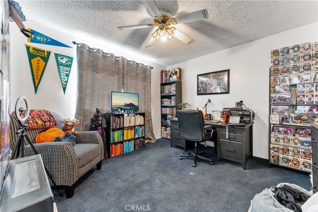 10112 Virginia Avenue