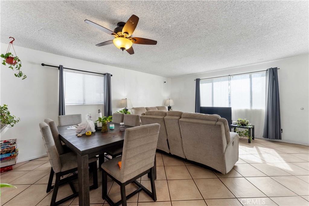 10112 Virginia Avenue