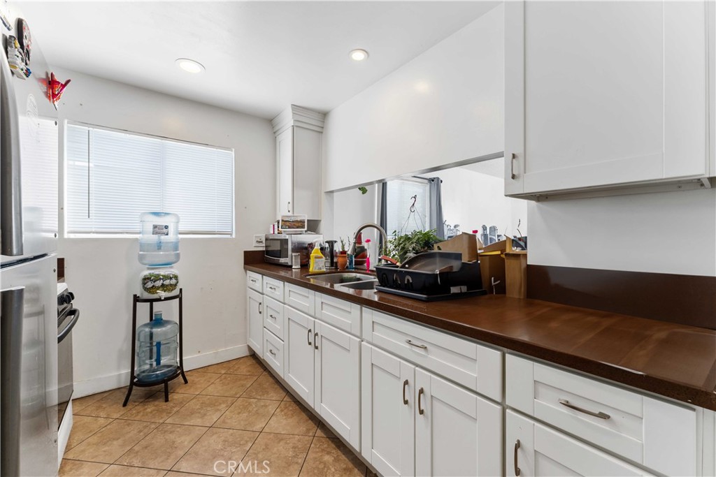 10112 Virginia Avenue