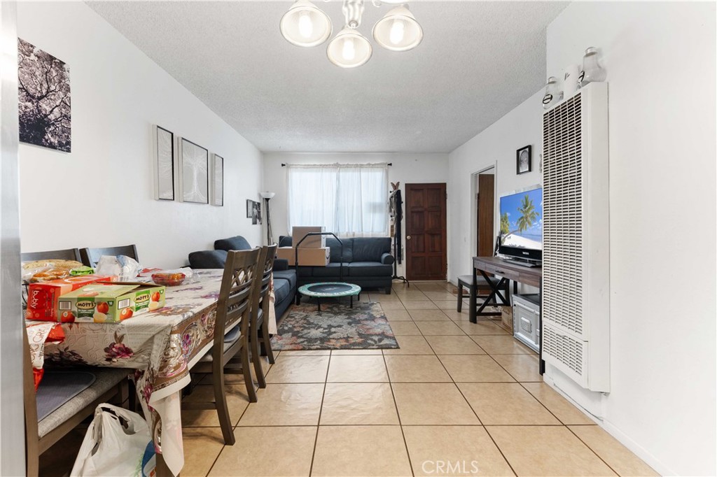 10112 Virginia Avenue