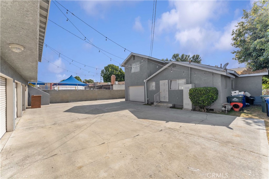 10112 Virginia Avenue