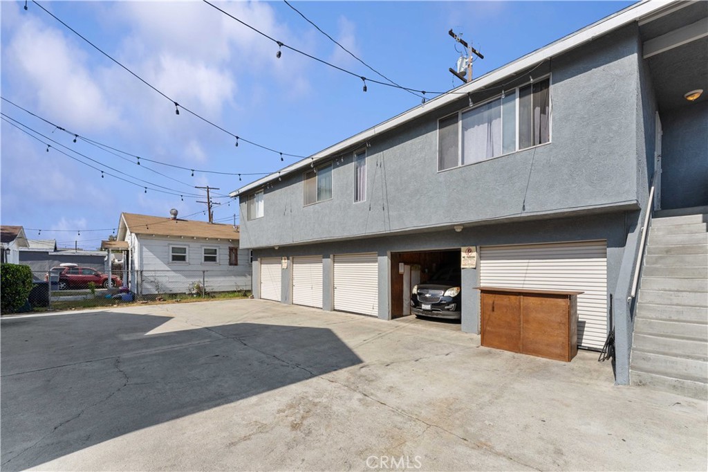 10112 Virginia Avenue