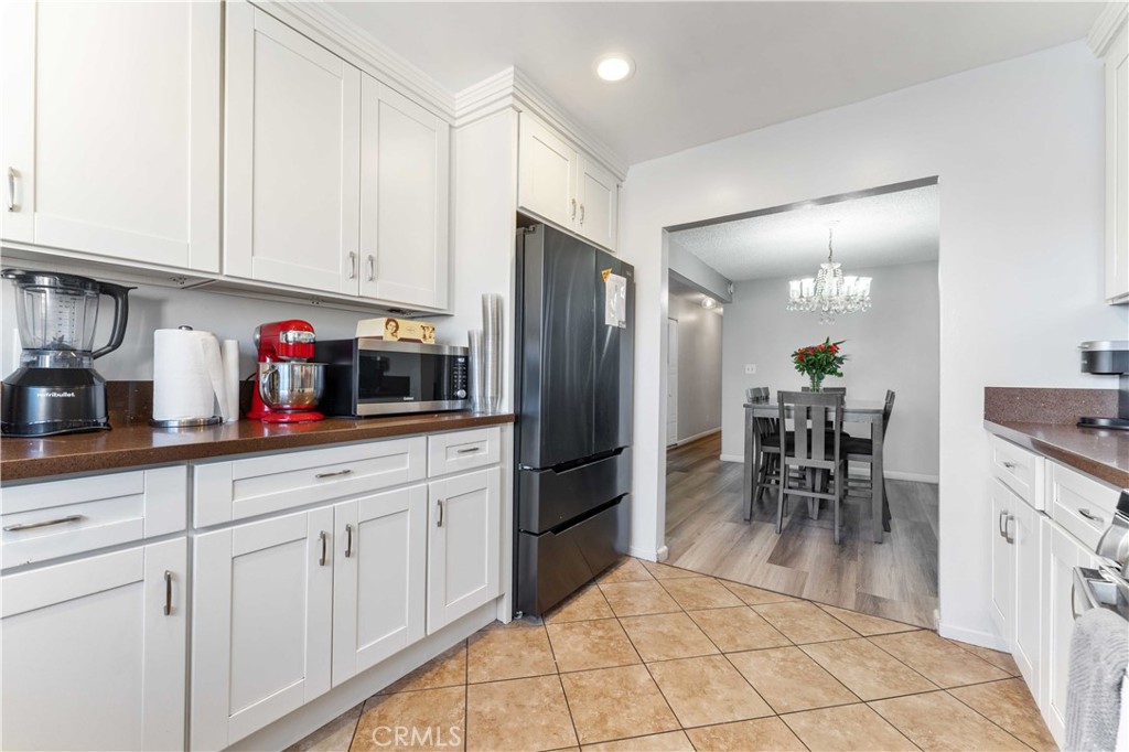 10112 Virginia Avenue