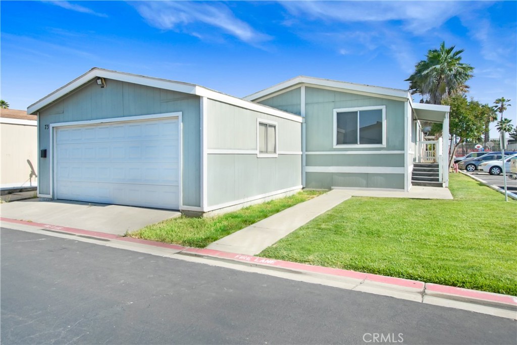 80 E Dawes Street 73