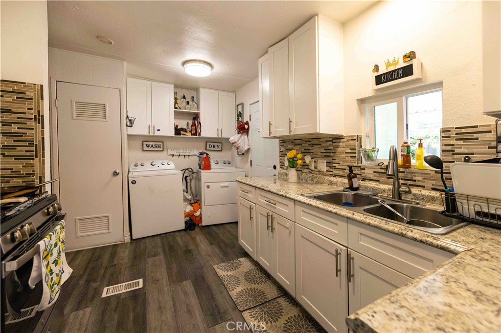 1097 N State Street 79