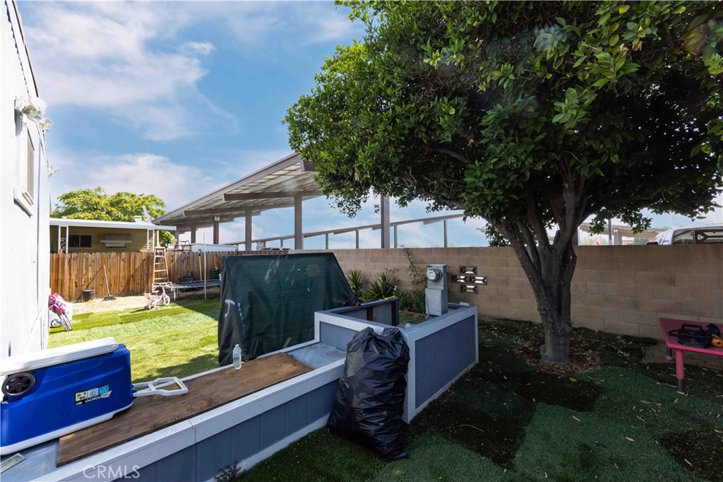 1097 N State Street 79