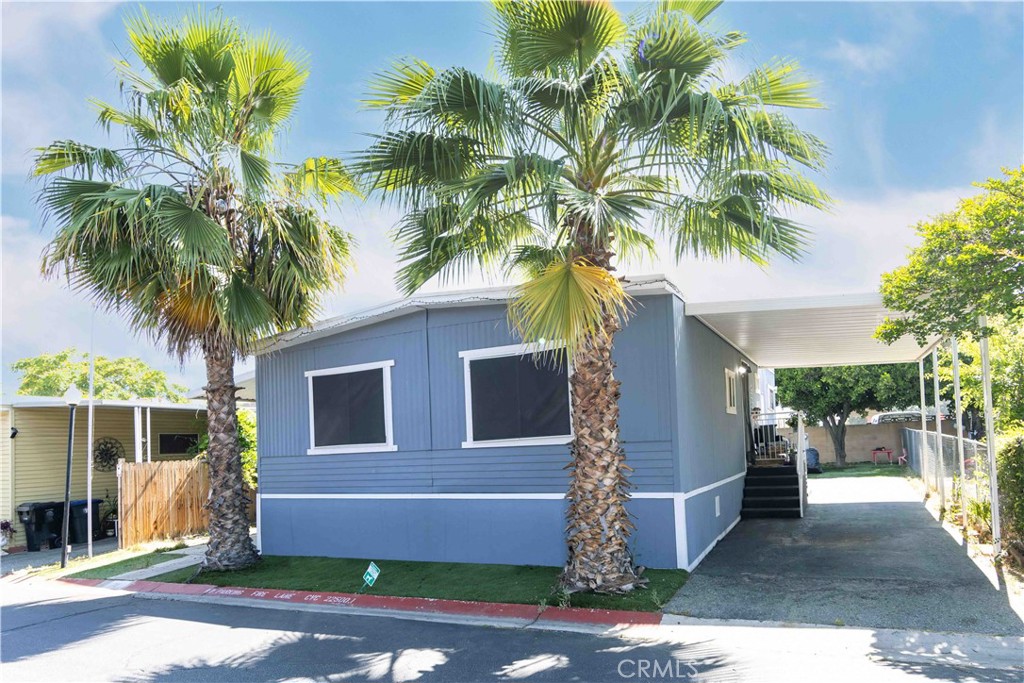 1097 N State Street 79