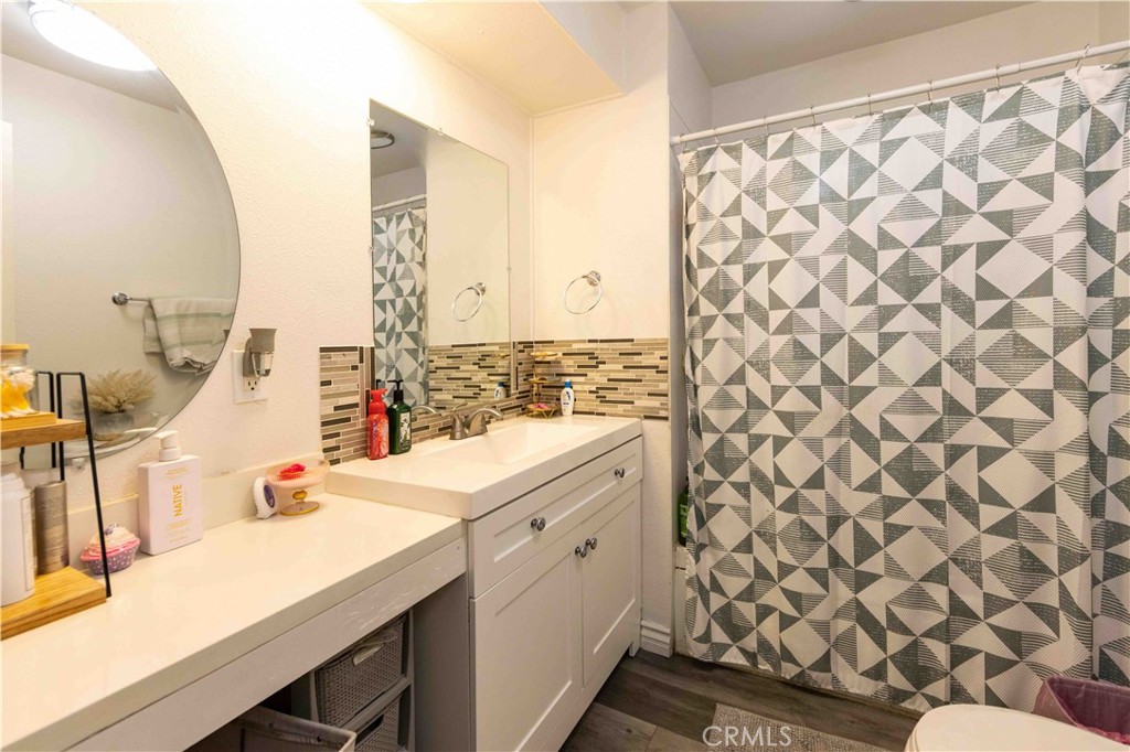 1097 N State Street 79