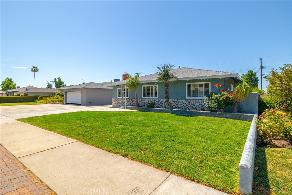 843 W Bonnie Brae Court