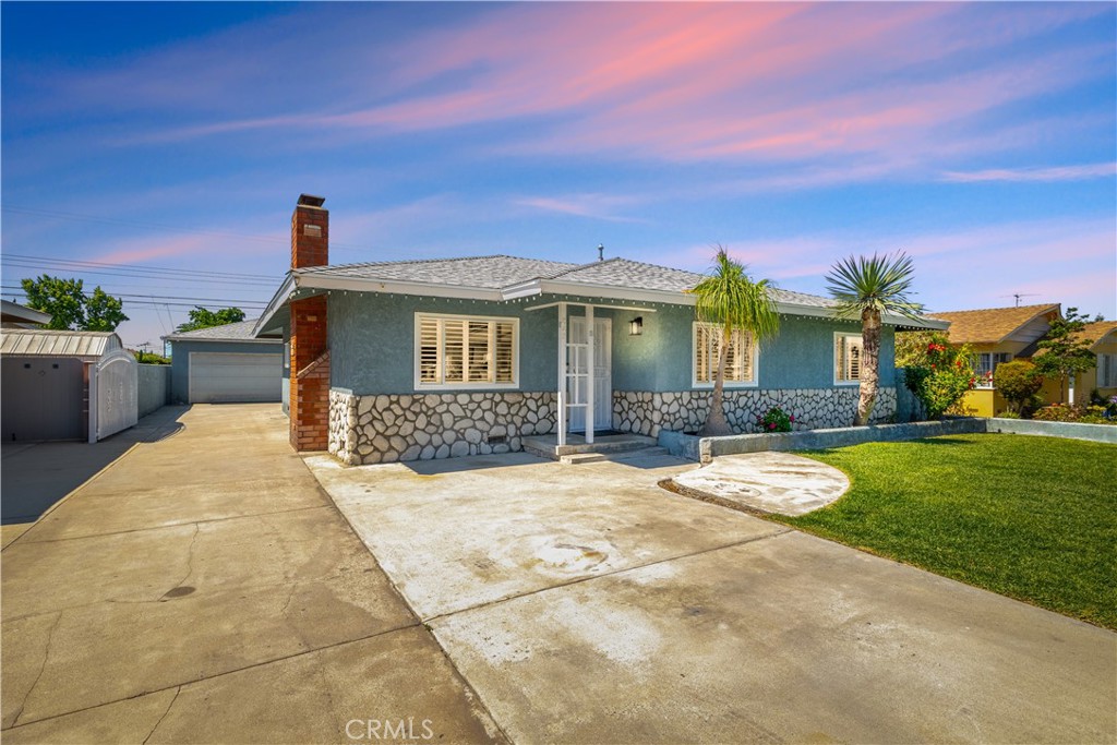 843 W Bonnie Brae Court