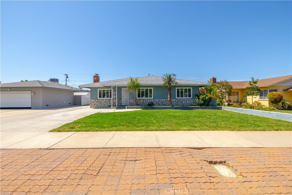 843 W Bonnie Brae Court