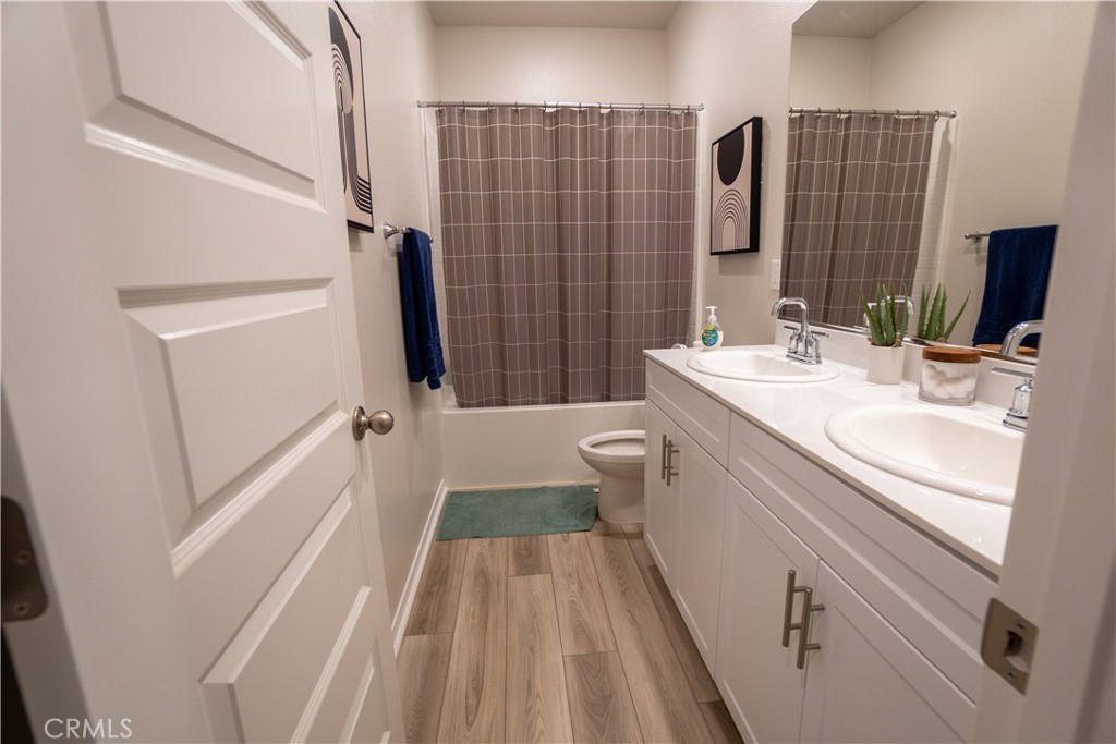 28228 Heirloom Drive