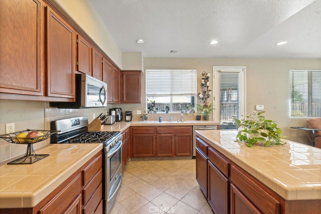 23588 Desert Oak Lane