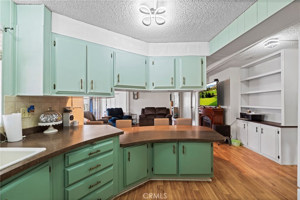 601 N Kirby Street 450