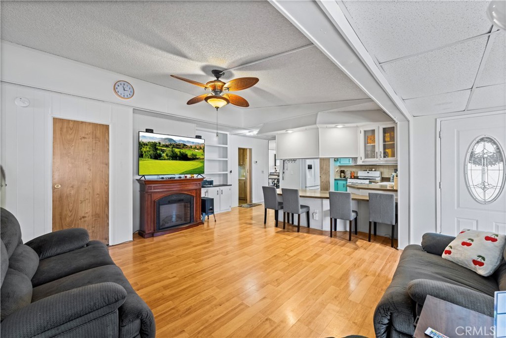 601 N Kirby Street 450