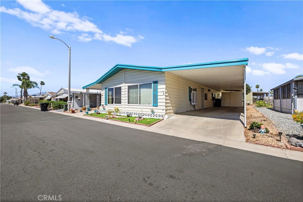 601 N Kirby Street 450