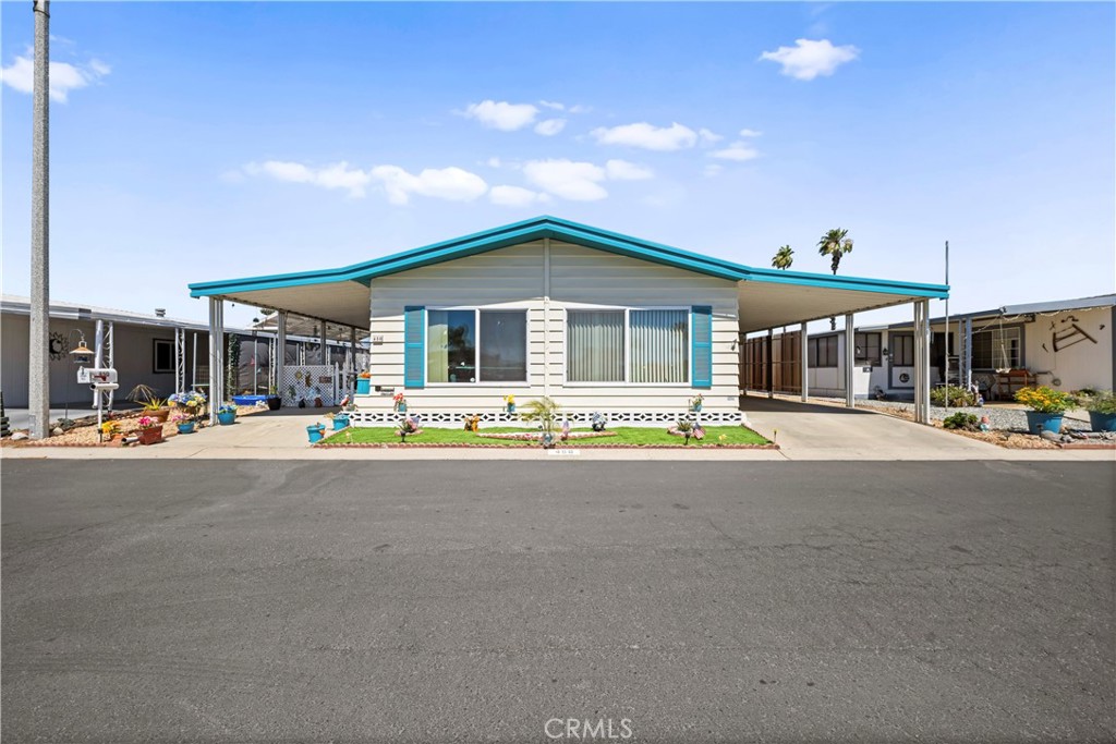 601 N Kirby Street 450