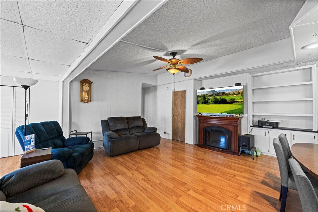 601 N Kirby Street 450