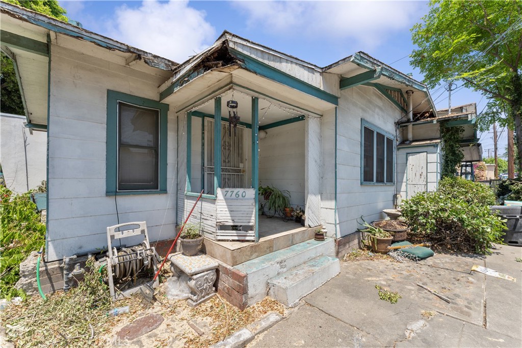 13407 Helen St Street