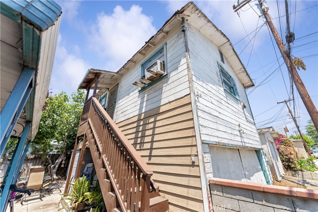 13407 Helen St Street