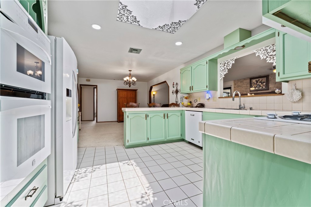 823 Sandwagon Circle