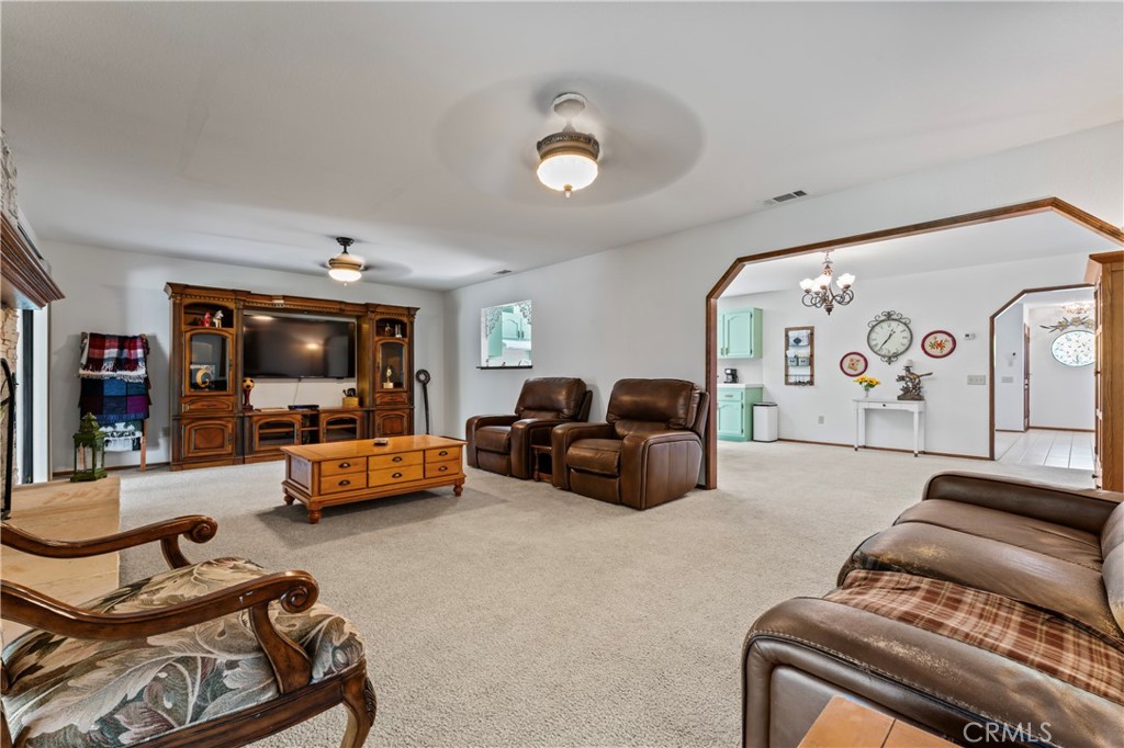 823 Sandwagon Circle