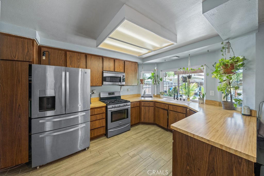 25584 White Oak Drive