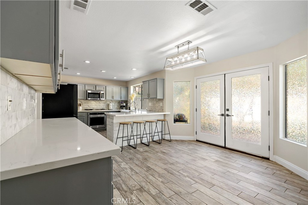 25964 Marco Polo Street