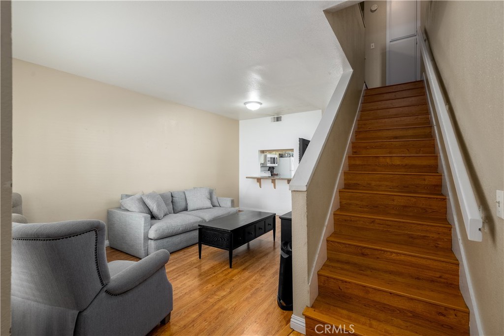 926 W Philadelphia Street R99