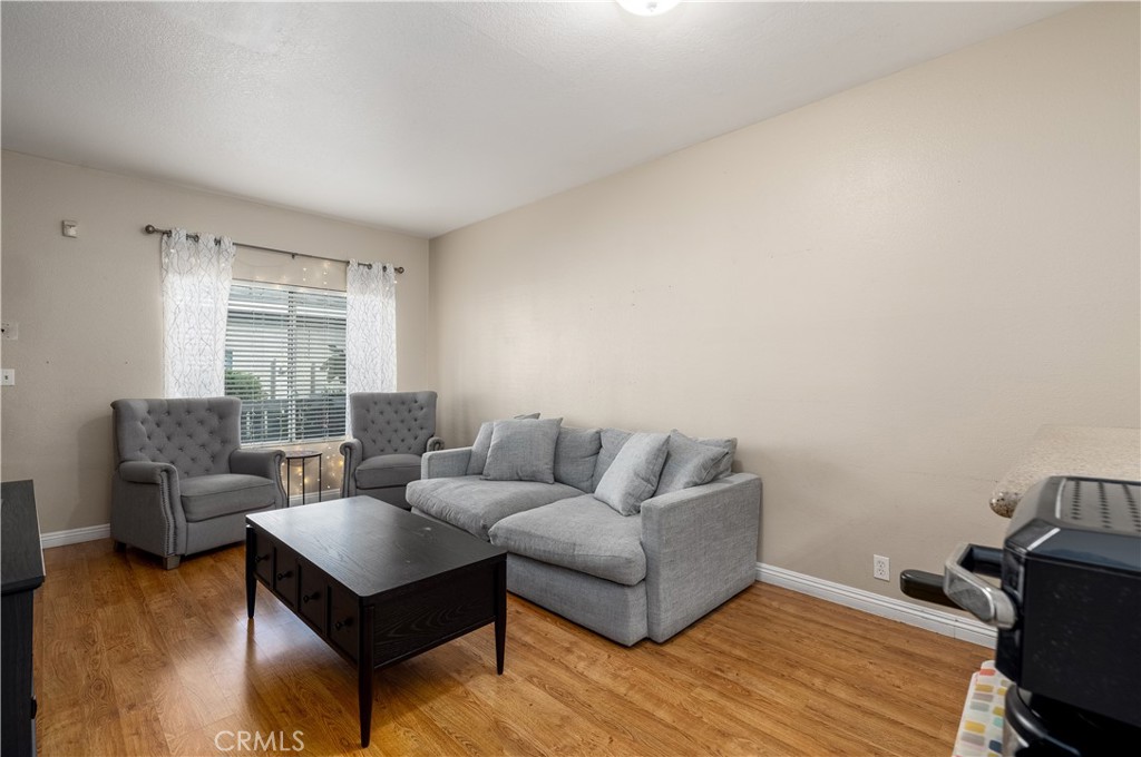 926 W Philadelphia Street R99