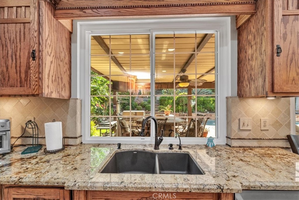 24681 Lincoln Avenue