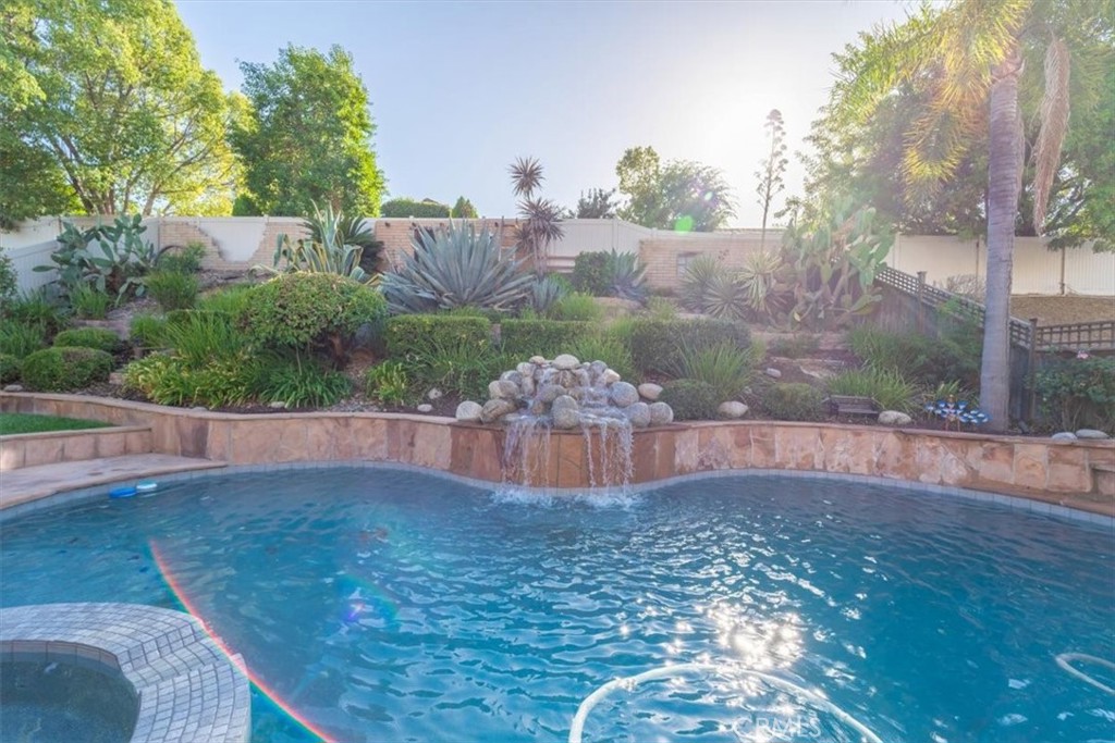 24681 Lincoln Avenue