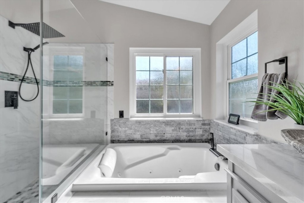 24681 Lincoln Avenue