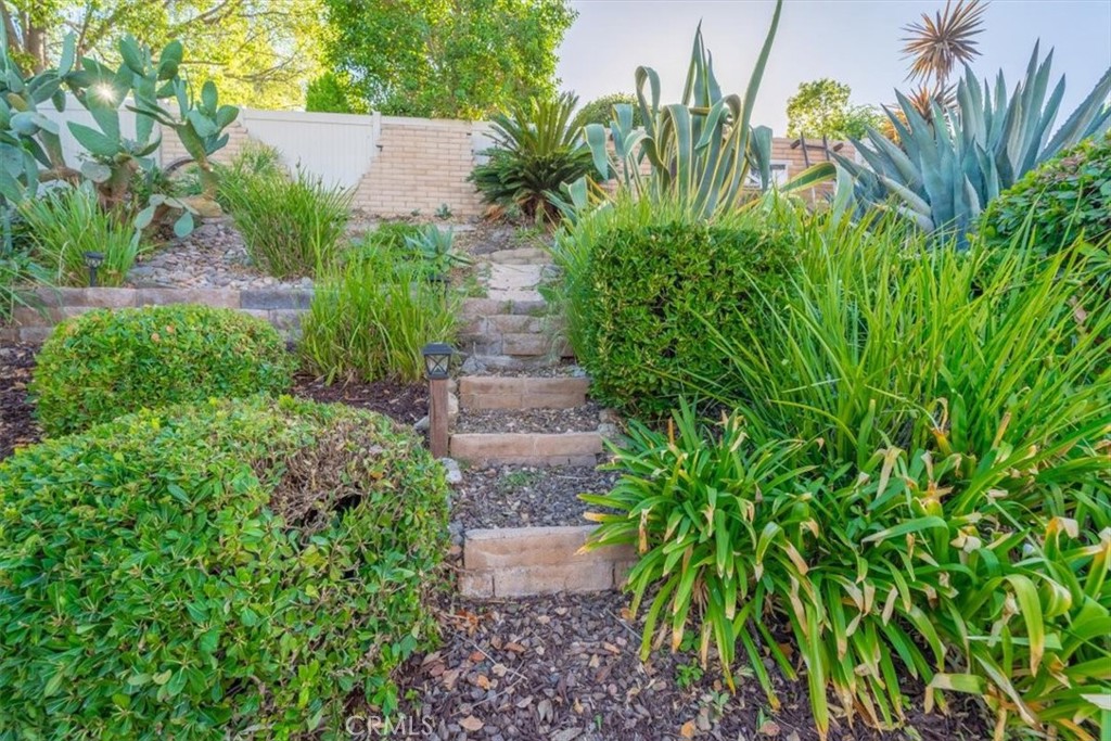 24681 Lincoln Avenue